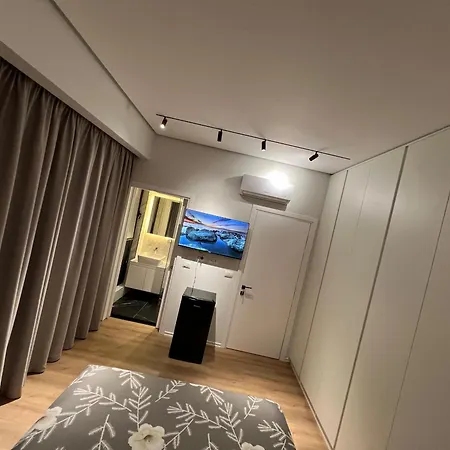Dori Garden Building 地拉那